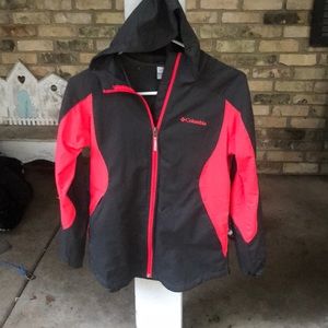 Columbia size large windbreaker with hood.